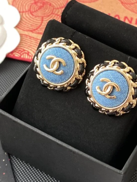 ✨ Chanel Denim Stud Earrings ✨ - Picture 4 of 5